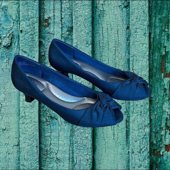 Abella EUC Black Fabric Peep Toe Dress Shoes Kitten Heel Size 8 - Picture 13 of 15